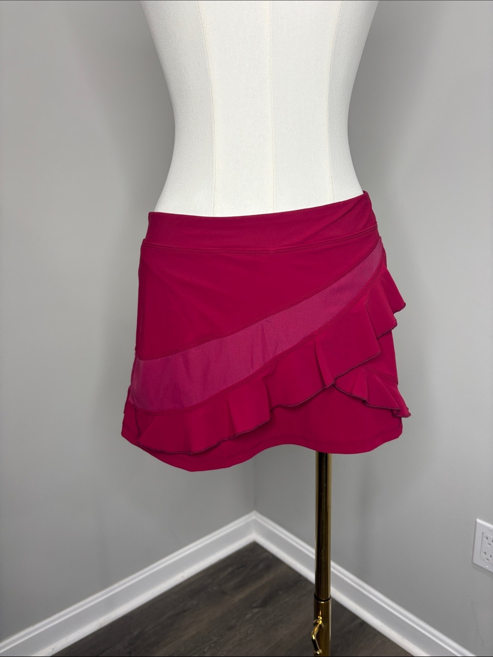 Harley La France Ruffled Tennis Skirt Small  Raspberry Pink
